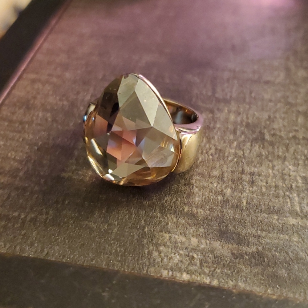 Swarovski drop egg ring- size 6